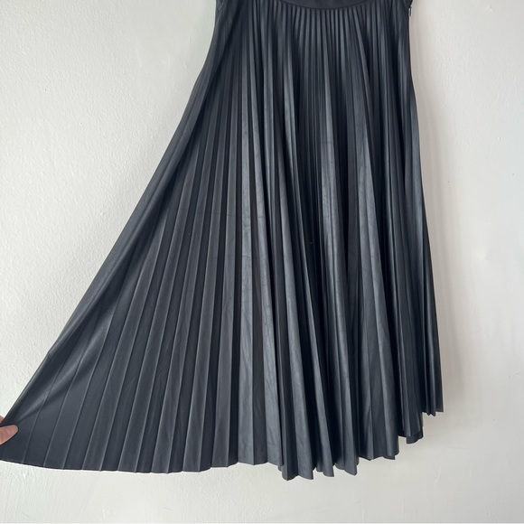 Mango Pleated Skirt - Picture 9 of 13